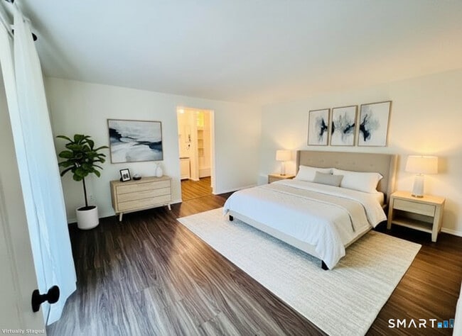 Building Photo - 2820 High Ridge Rd