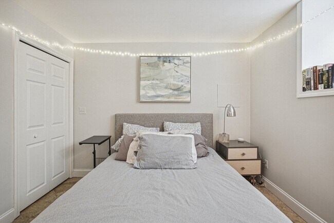 Building Photo - 36 Cummings Rd