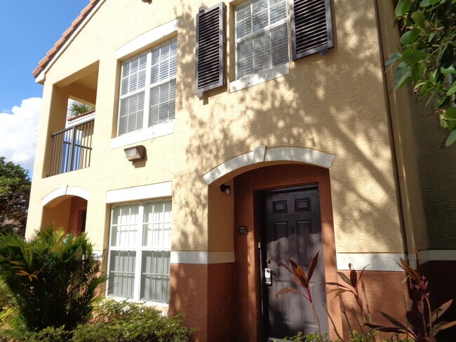 Building Photo - 10372 Fox Trail Rd S