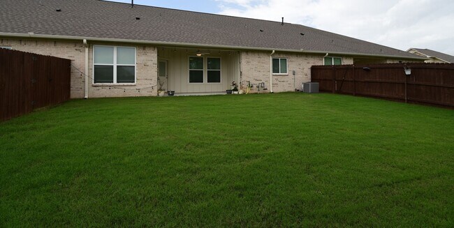 Building Photo - 6067 Hamilton Mdws Wy