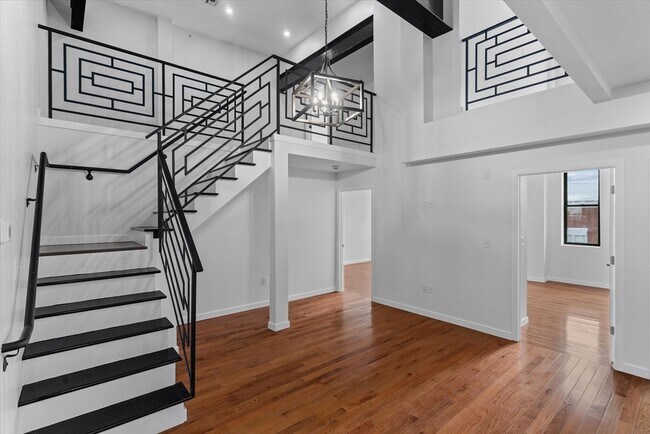 Building Photo - 280 Essex St