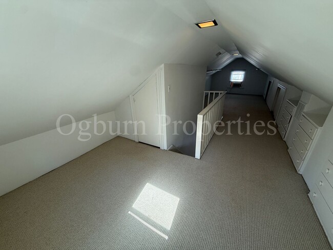 Building Photo - 2388 Jefferson Ave