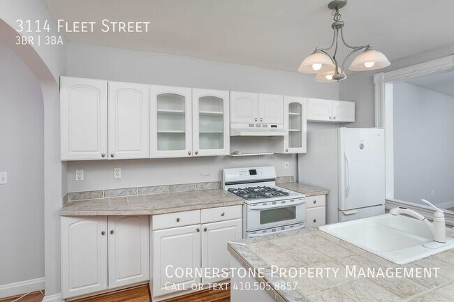 Building Photo - 3 bed, 3 bath I $2500| 3114 Fleet St. Balt...