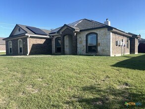 Building Photo - 301 Vega Ln