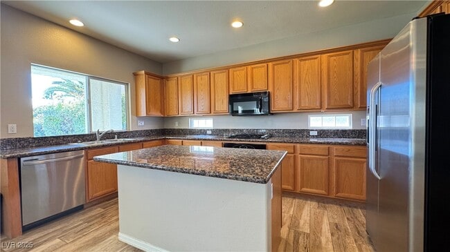 Building Photo - 11325 Via Spiga Dr