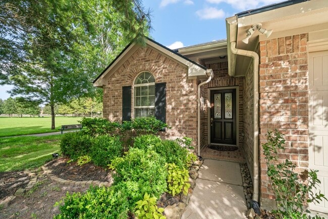 Building Photo - 25803 Orchard Knoll Ln