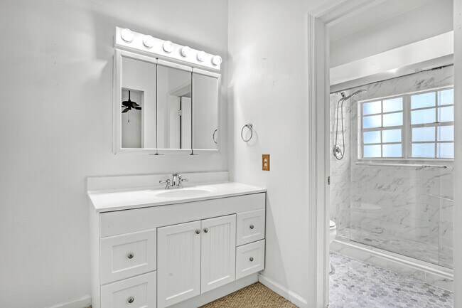 Building Photo - 604 Ocean Dunes Cir