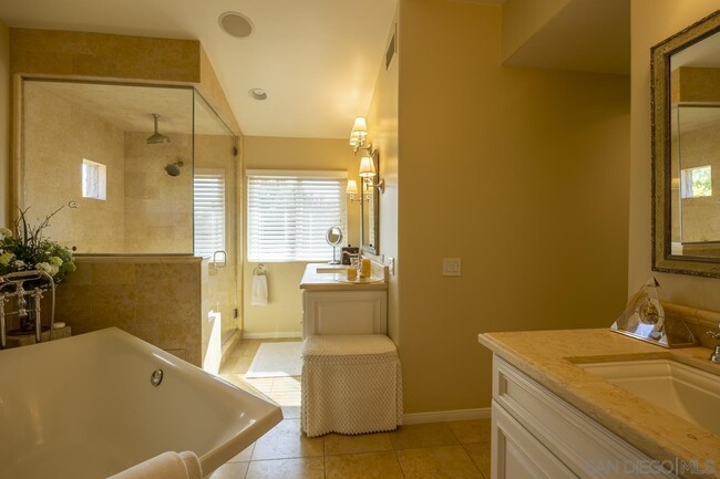 Building Photo - 3245 Brookside Ln