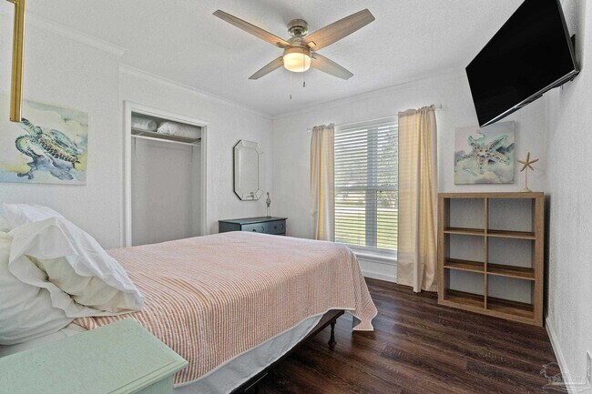 Building Photo - 5630 Balderas Ave