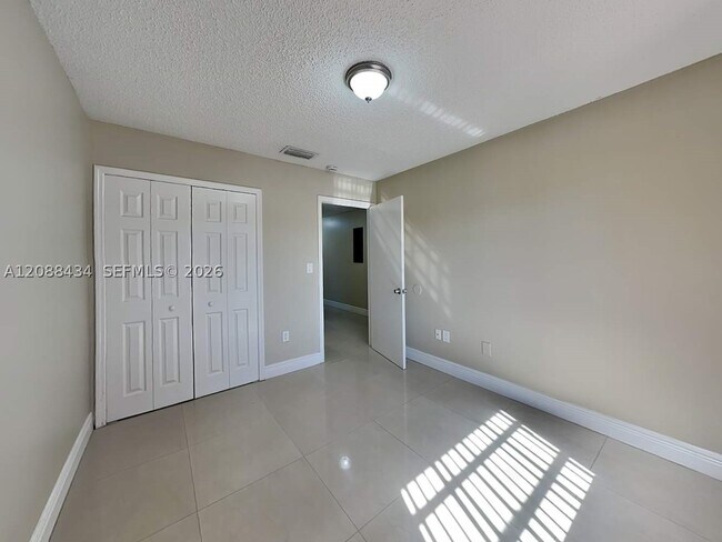 Building Photo - 14867 SW 56th Terrace
