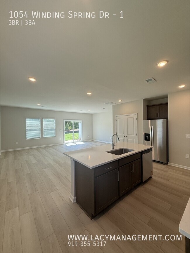Building Photo - 1054 Winding Spg Dr