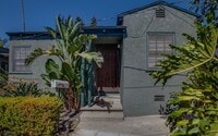 Building Photo - 706 1/2 North McCadden Place