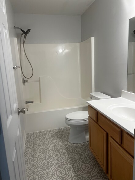 Building Photo - 3101 Pinex Ln