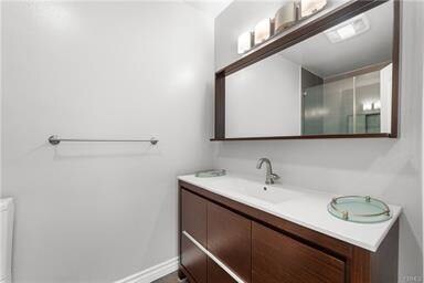 Building Photo - 12390 Chandler Blvd