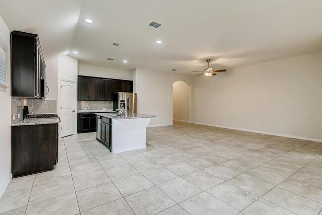 Building Photo - 13827 Quiet Fox Ln