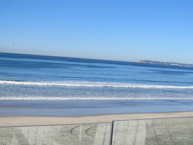 Building Photo - Ocean Front, Fabulous View, Vacation rental