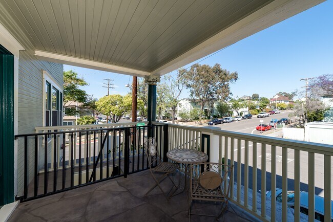 Building Photo - 470 20th St