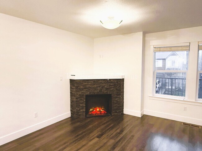 Building Photo - 16764 Chula Vista Ave