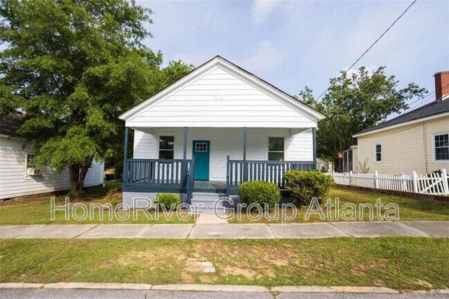 Primary Photo - 27 Hazel St