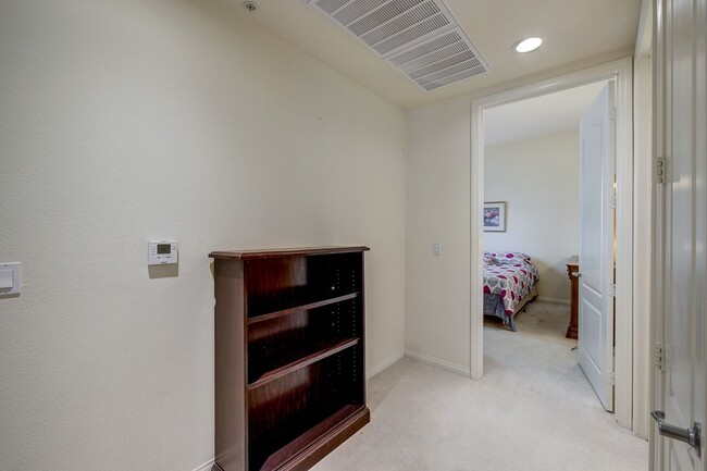 Building Photo - STUNNING 3 BEDROOM 2 FULL BATH FIRST FLOOR...
