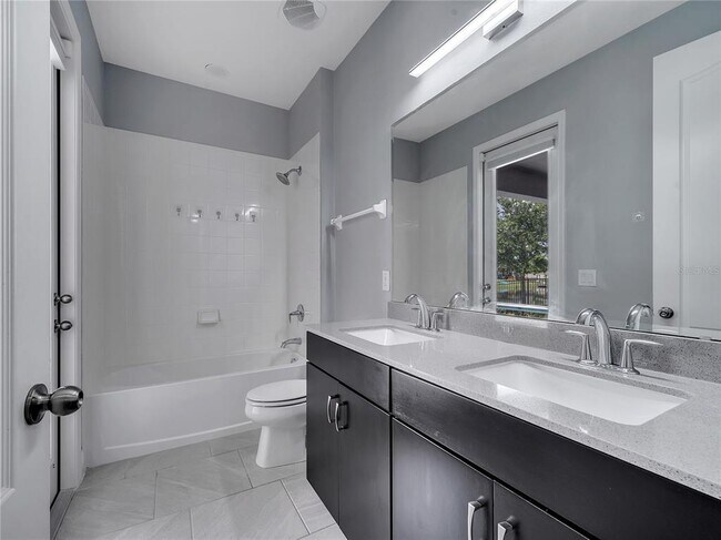 Building Photo - 4916 Blanche Ct