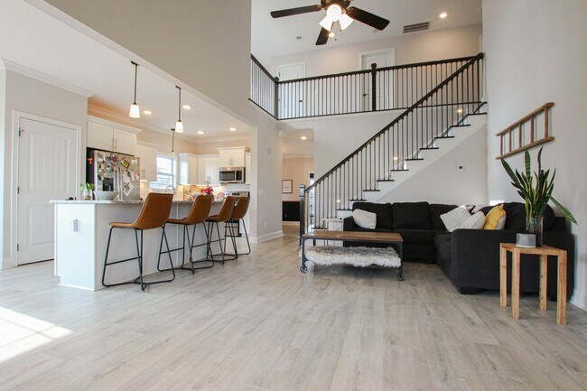 Building Photo - Pet Friendly in Sango!