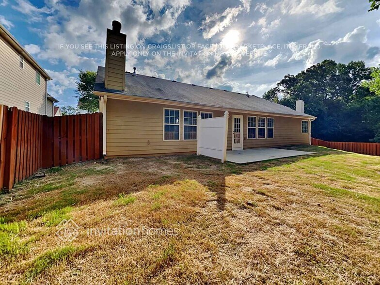 Building Photo - 930 Rock Elm Dr