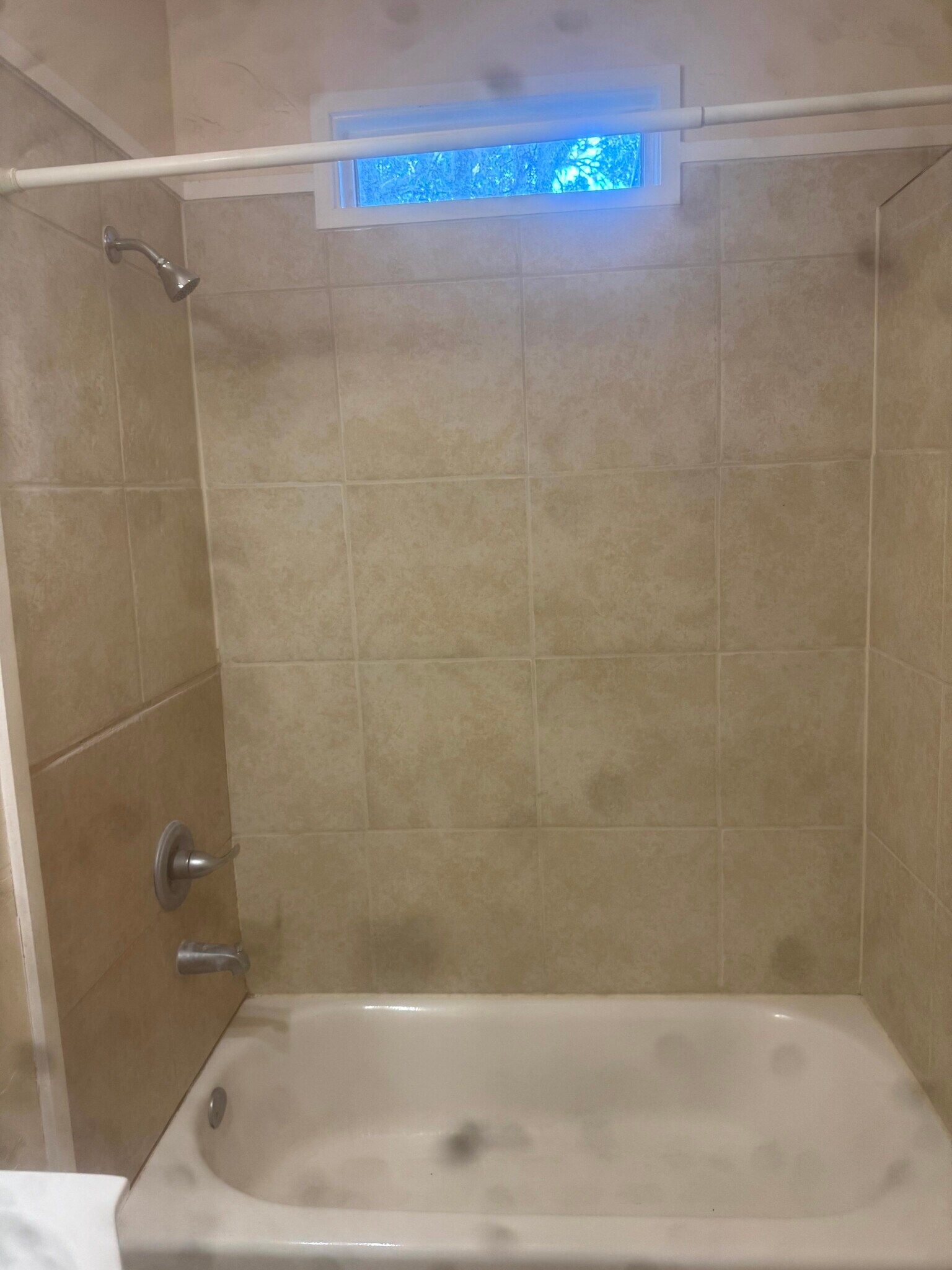 Building Photo - 402 NW 3rd Ave