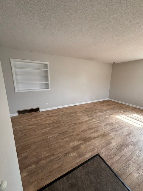 Building Photo - 1208 Grove Ave