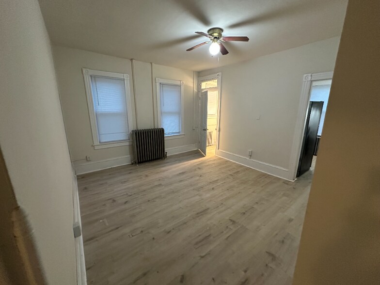 Building Photo - 381-383-383 S 3rd St