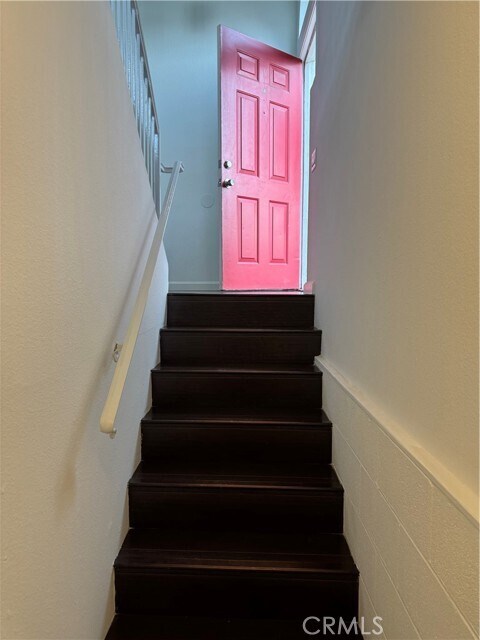 Building Photo - 5704 Sultana Ave