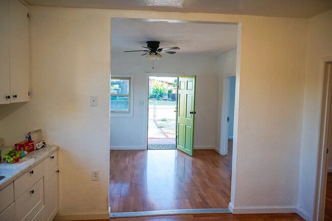 Building Photo - 84176 Corregidor Ave