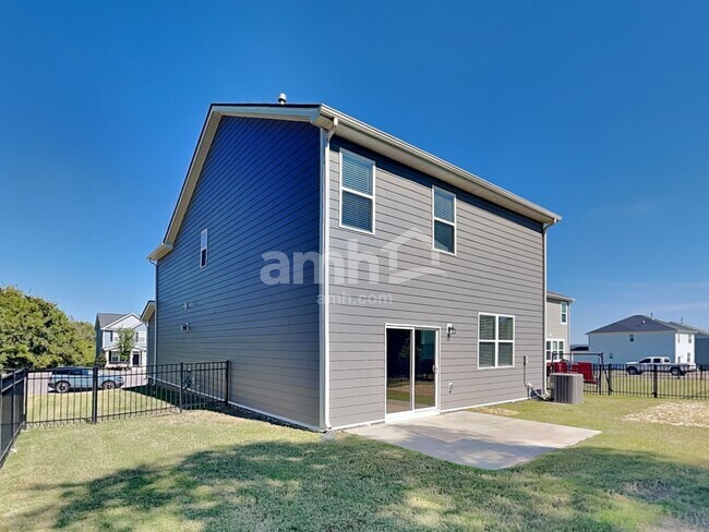 Building Photo - 1125 Amberly Wy