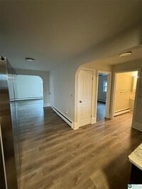 Building Photo - 3833 Bath Pike