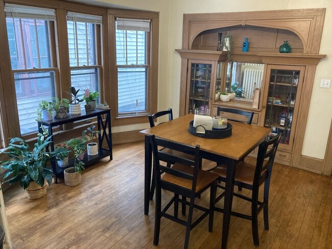 Building Photo - 2937 N Frederick Ave