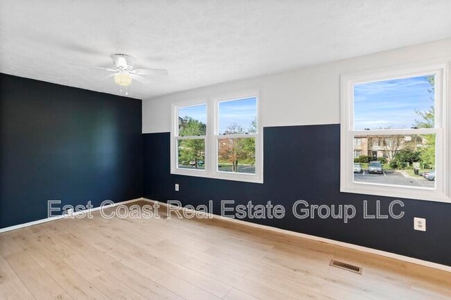 Building Photo - 140 Sandalwood Ct