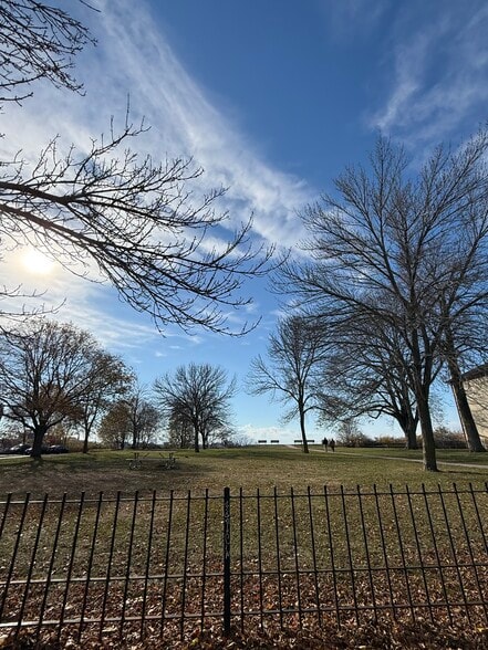 Building Photo - 67 North St