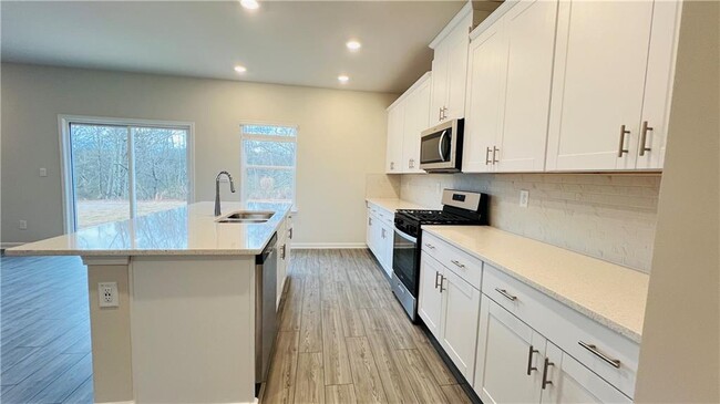 Building Photo - 6056 Hickory Crk Ct