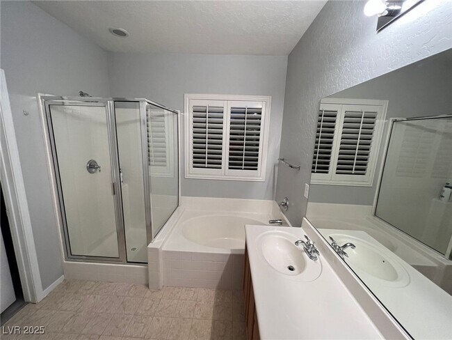 Building Photo - 2668 Dirleton Pl