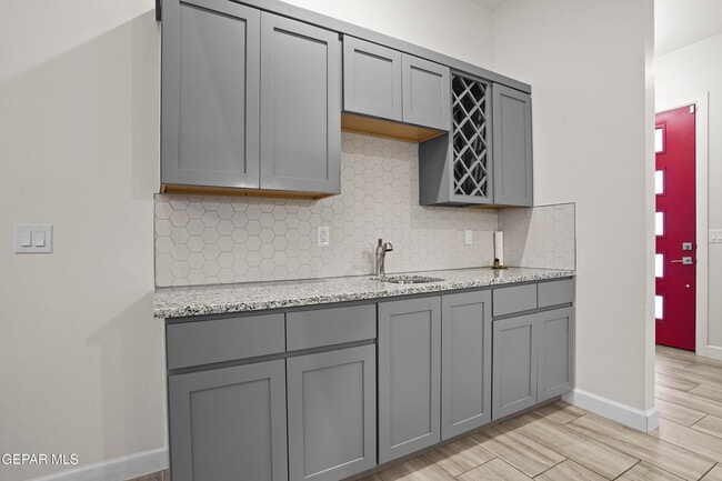Building Photo - 12308 Desert Heights Ct