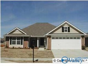 Building Photo - 106 Crab Orchard Dr