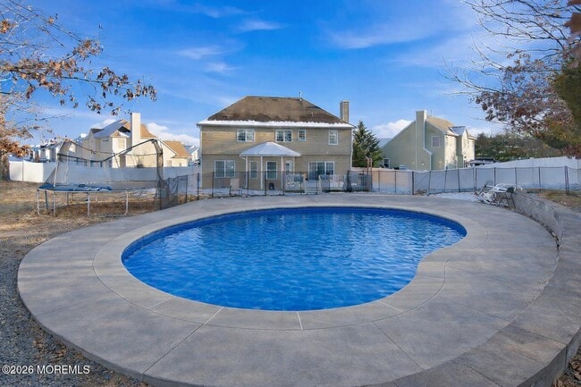 Building Photo - 69 Fortune Ct