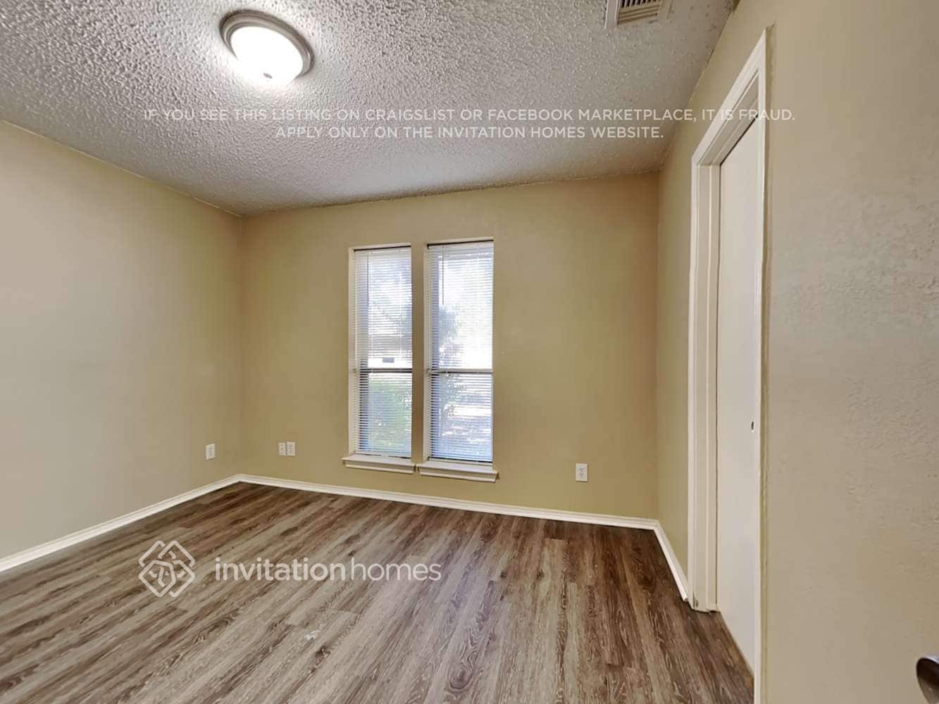 Building Photo - 2022 Spindletop Dr