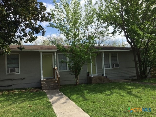 Primary Photo - 1002 Haynes St