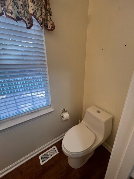Building Photo - 2707 Blockhouse Ct
