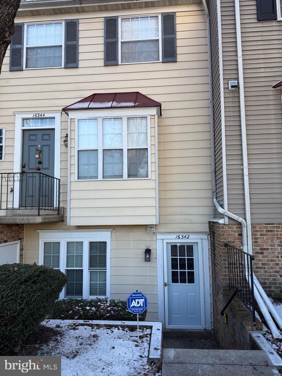 Building Photo - 16342 Taconic Cir