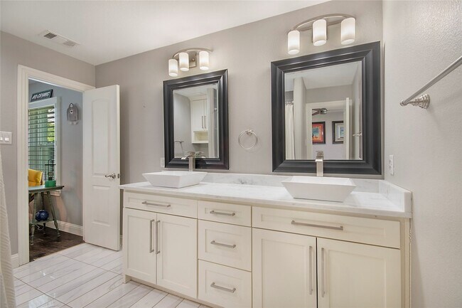 Building Photo - 3512 Colgate Ln