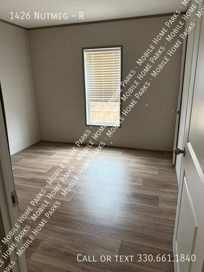 Building Photo - 1426 Nutmeg-R