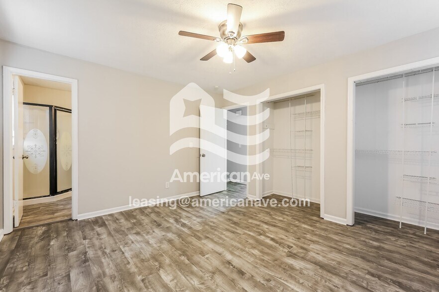 Building Photo - 45 Carriage Dr