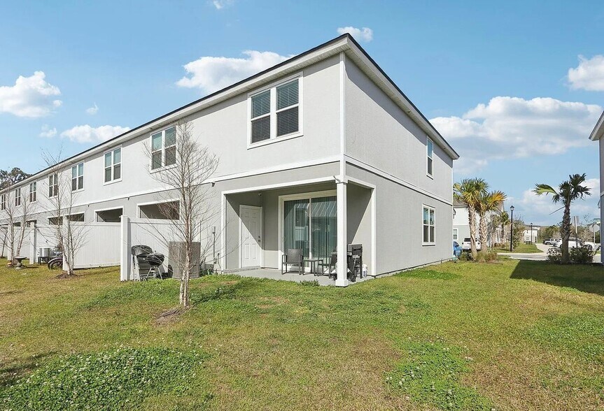 Building Photo - 4932 Earthshine Rd